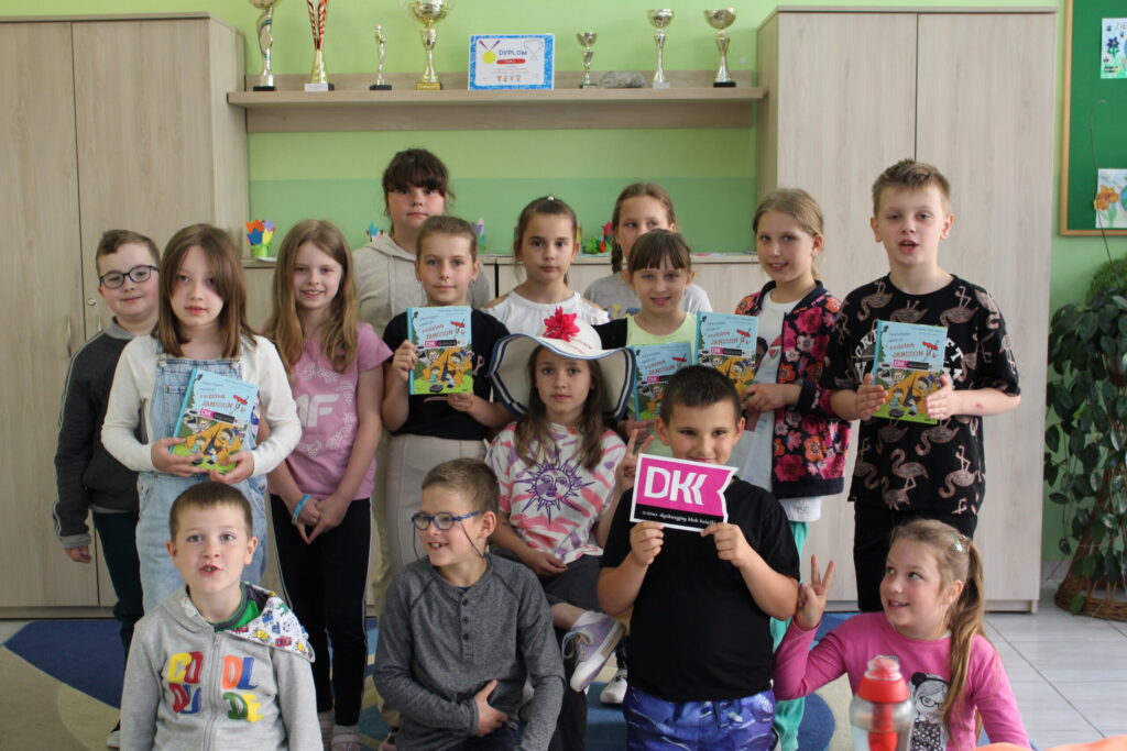 12 czerwca odbyło się ostatnie przed wakacjami spotkanie Dyskusyjnego Klubu Książki dla dzieci.