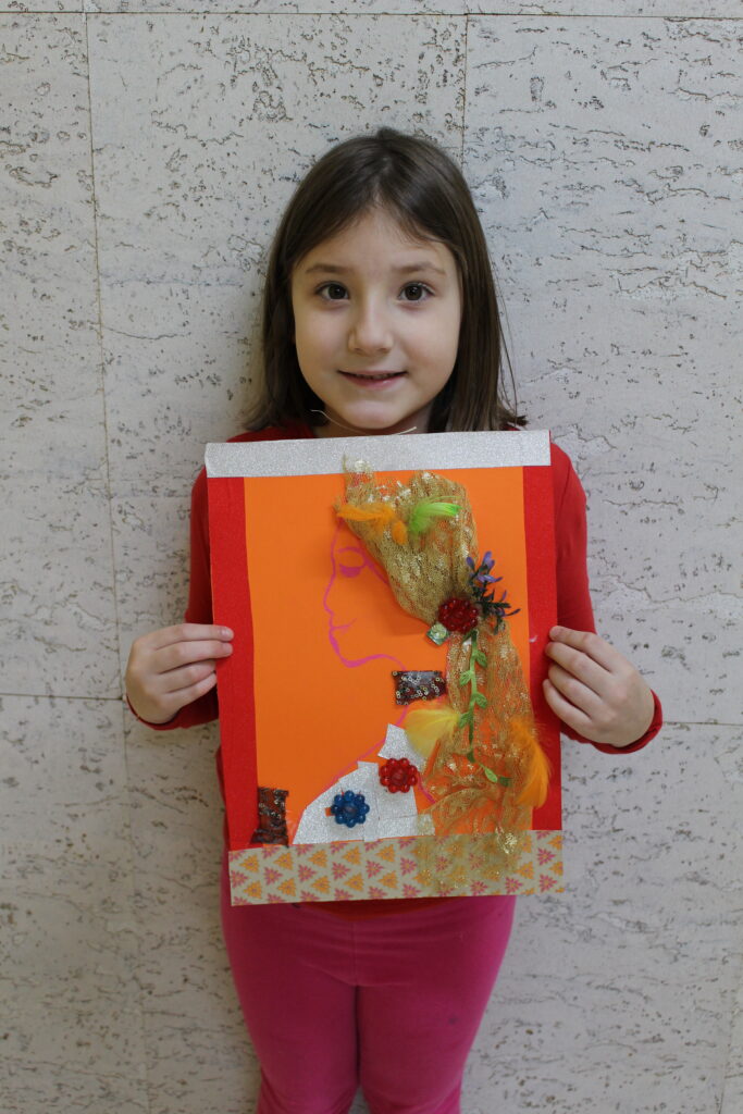 Dzieci wykonały prace plastyczne za pomącą różnych technik i materiałów.
Powstały barwne i kreatywne prace.